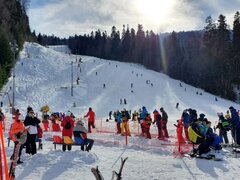 Haideti la Azuga la zapada de Craciun, Revelion